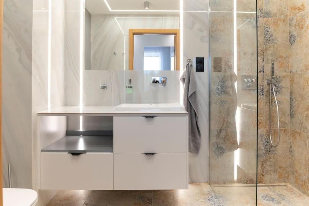 Apartament Koral - Kompozytorow Polskich 7 Lublin Kültér fotó