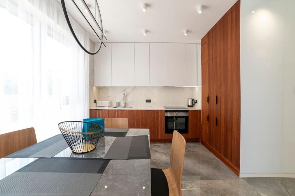 Apartament Koral - Kompozytorow Polskich 7 Lublin Kültér fotó